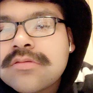 Meet your Posher, Adelmo